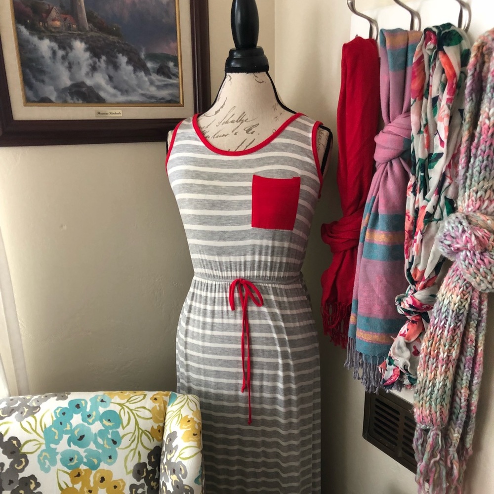 Striped Maxi Dress - Picture 4 of 6